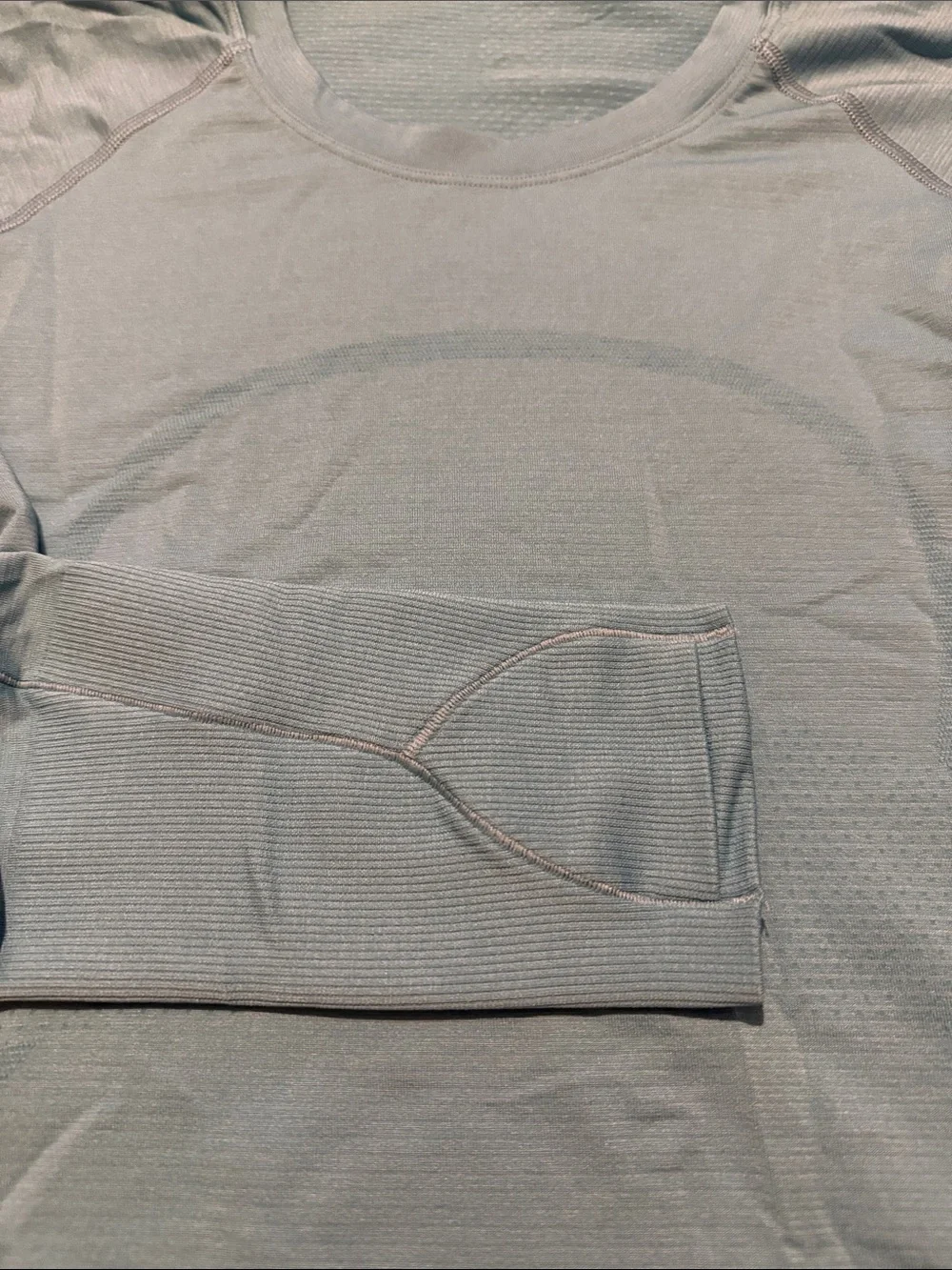 Lululemon Women's Swiftly Tech Long-Sleeve Seamless Top in Teal